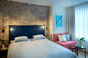 five-rooms-hotel-leer-room-2