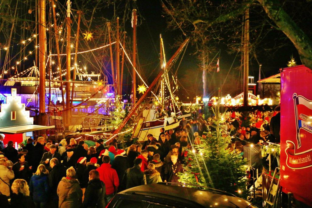 weihnachtsmarkt-achterd-waag-ingo-tonsor-2